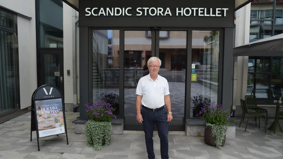 I april hyrdes drygt tio av de totalt 144 rummen ut på Stora hotellet. 