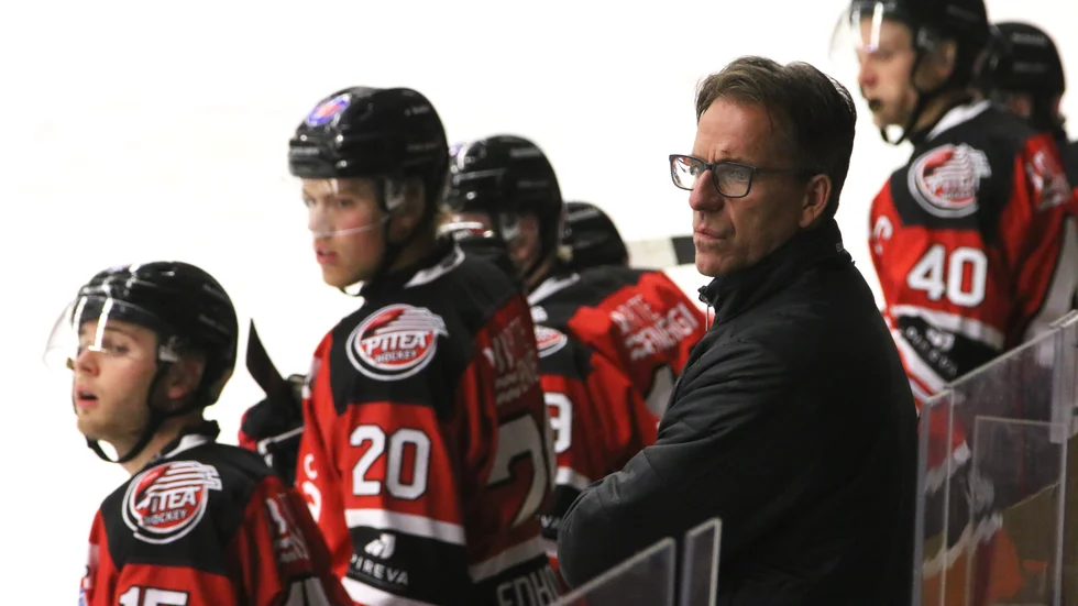 Anders "Krobbe" Johansson fortsätter i Piteå Hockey –  som tränare i J18-laget. (Arkivbild)