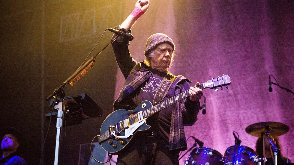 Neil Young stämmer Donald Trumps valkampanjs för att ha spelat två av artistens låtar på ett valmöte. Arkivbild.