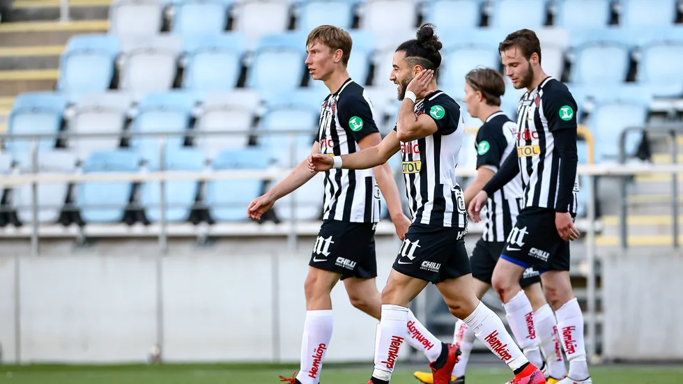 Antonios Bahdke och Buster Blosse har lämnat Sylvia på kort tid.