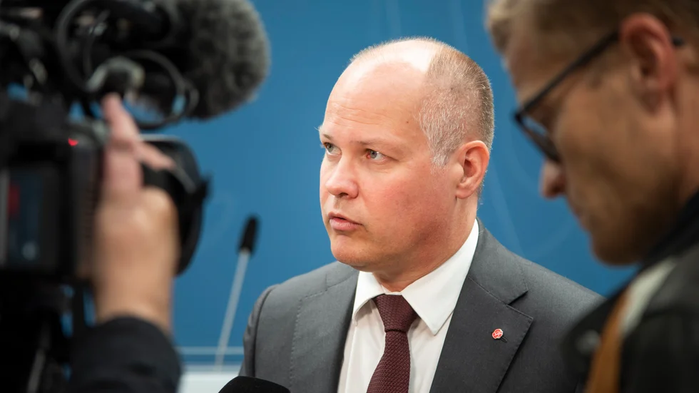 Migrationsminister Morgan Johansson (S) har vägrat att delta i debatter om migration med oppositionspartierna. Det är skamligt att regeringen inte ens vill försvara sin egen politik.