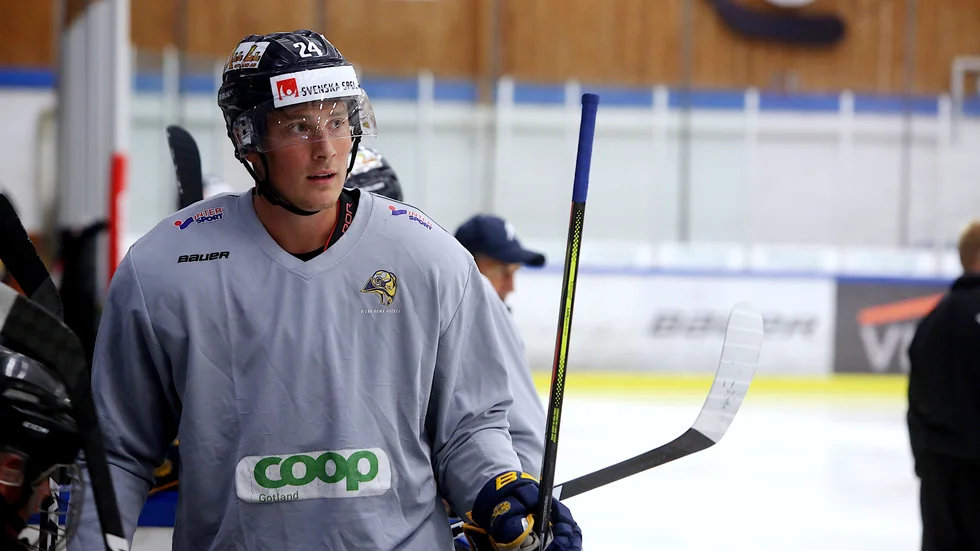 Olle Andersson förlänger med Visby Roma.