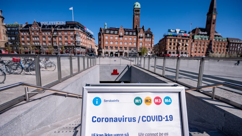 Om det danska samhället ska öppnas är det ett krav att testningen för covid-19 skalas upp, meddelar den danska regeringen som har köpt in tio miljoner snabbtester. Arkivbild.
