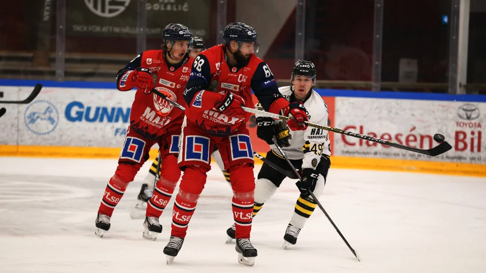 Joakim Hagelin styrde in 1-0 för VIK. Det var hans fjärde mål för säsongen.
