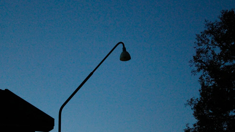 Mörk lampa.