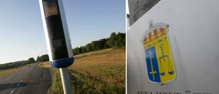 Felinställd fartkamera friar förare 