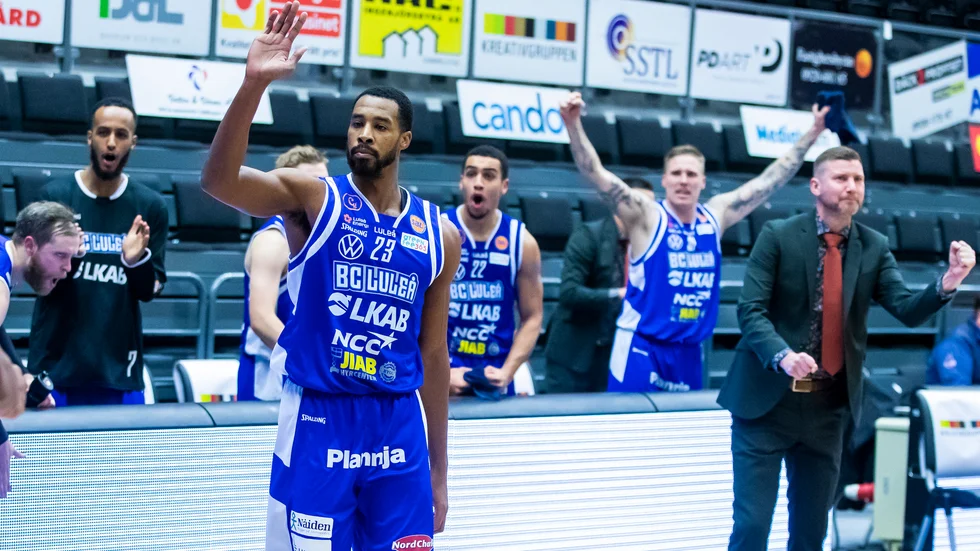 Touré Murry.