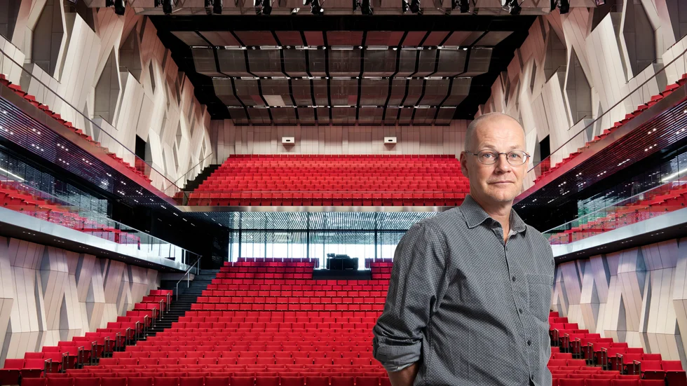 Tomt i UKK:s stora sal. Det lär dröja innan ens 50 personer i publiken åter är tillåtet, spår UNT:s Göran Sterner.