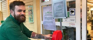 Handlarens drag inför paketrushen – kölappar utomhus: "Bävar lite"
