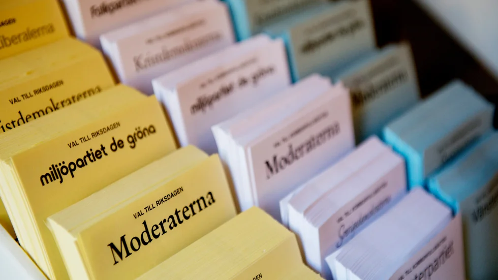 I dag tar vi det för självklart, men för 100 år sedan fick kvinnor rösta i riksdagsvalet för första gången.