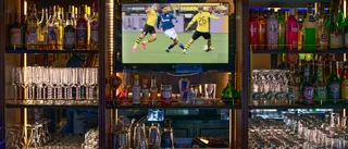 Trängsel på flera sportbarer och hotell