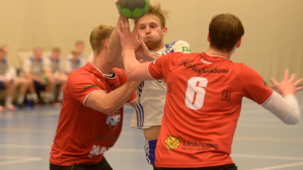 Lucas Carman utmanade RP-försvaret allra bäst av hemmaspelarna.