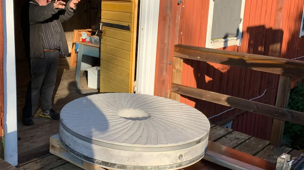 Inkörning av de nya stenarna.