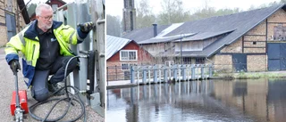 Här öppnas dammluckan – för att rädda forsränningen