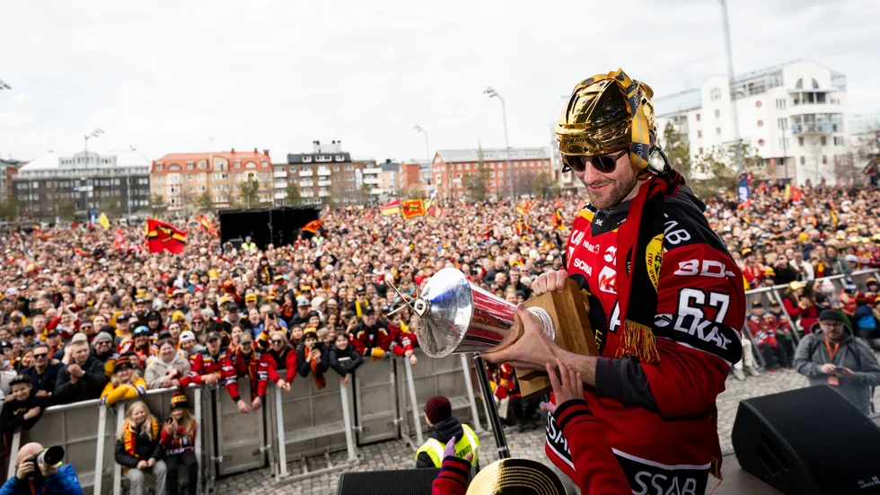 "Det var läge att ge igen", säger Linus Omark.