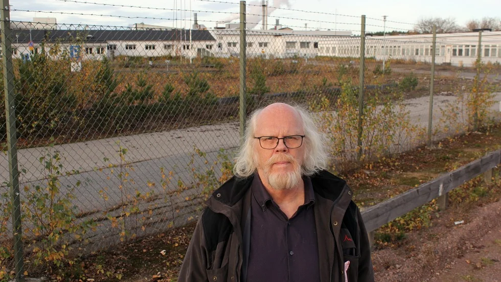 Frank Ståhl har många fina minnen från sina år på batterifabriken. Nu planerar han för en som han säger, laddad återkoppling. Foto: Charlotte Madestam