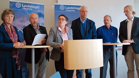 Anita Jernberger, Göran Gunnarsson, Marie Morell, Lasse Pettersson, Levi Eckeskog och Fredrik Sjöstrand tvingas nu att ta till skattehöjning för att klara ekonomin.