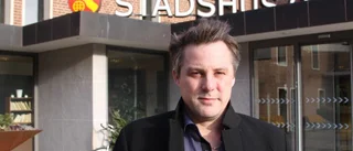 Chefen tonar ned nedläggningarna