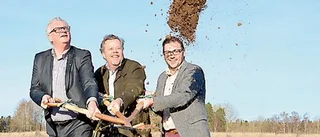 Spaden i jorden för Bo2016