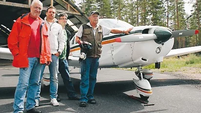 Jan Fridén, Robert Torstenson, Edmund Albinsson och Jöran Eckselius är alla piloter inom brandflyget.