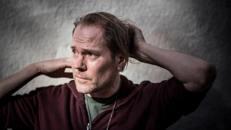 Per Hagman. Romanaktuell med "Allas älskare, ingens älskling."