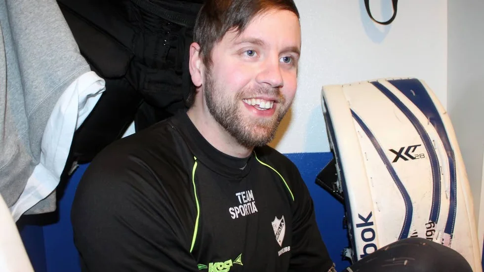 KVAR. Målvakten Jussi Aaltonen fortsätter i IFK Motala två säsonger till. Det blev klart på onsdagen.