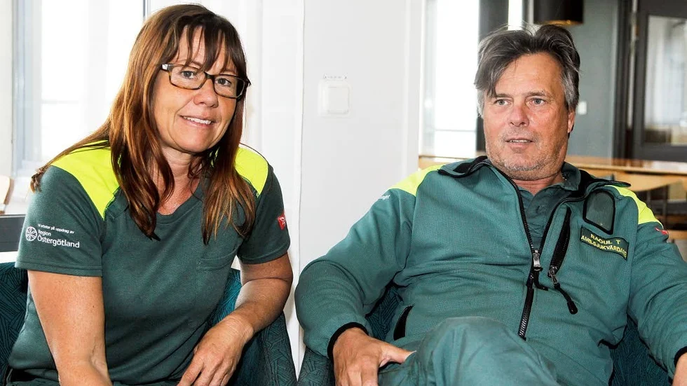 Annie Blomberg och Raoul Thörngren tycker det är rätt okej att jobba under valborgshelgen