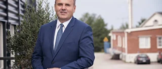 Från flykting till firad affärsman