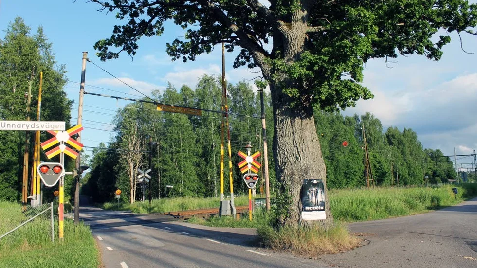 Järnvägskorsningen vid lanthandeln ska enligt Trafikverket stängas helt.