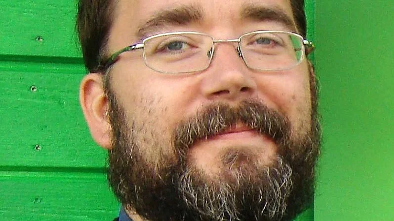 Miljöfrågorna. De måste Miljöpartiet lyfta upp på agendan i svensk politik igen. Det menar Daniel Egonsson, miljöpartist från Motala.