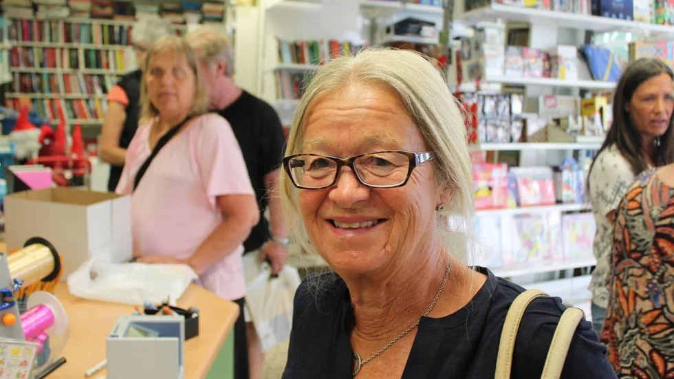 Meta Reinerstedt menar att Vadstenaborna inte är tillräckligt lojala mot det lokala affärslivet.