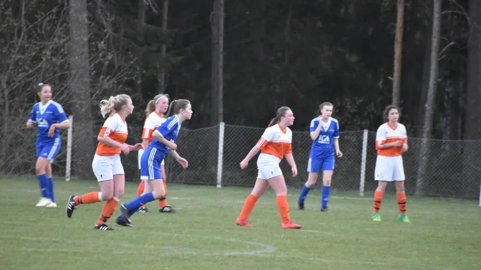 HM IS vann derbyt mot Södra Vi med 4-0.