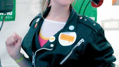 Zanna marknadsförde MUF:s ja till Euron.
