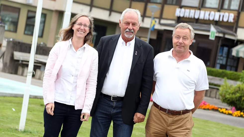 Lena Käcker Johansson (KD), Hans Måhagen (S) och Björn Hoflund (M), vill se en ny organisation innan nästa val. Foto: Dennis Petersson