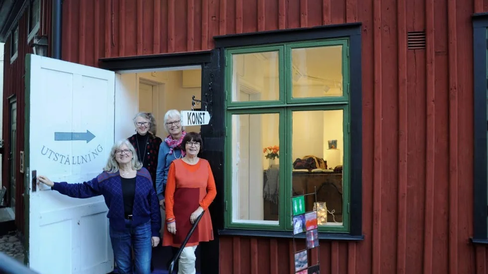 Konstutställning. Barbro Hulgren Fredriksson, Lena Bodstam Lind, Ann-Catrine Stalebrant och Gunnel Pettersson är några av de medverkande konstnärerna på Konst i Advent på Galleri Wimmerström.