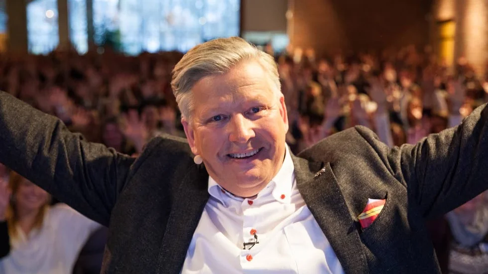 Mats Danielsson föreläser om vett- och etikett.