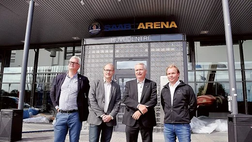 Tripp, trapp, trull i arenavänner. Kommunstyrelsens ordförande Paul Lindvall, Anders Mäki, Kjell Jonsson och Johan Rustan gillar det nya namnet.