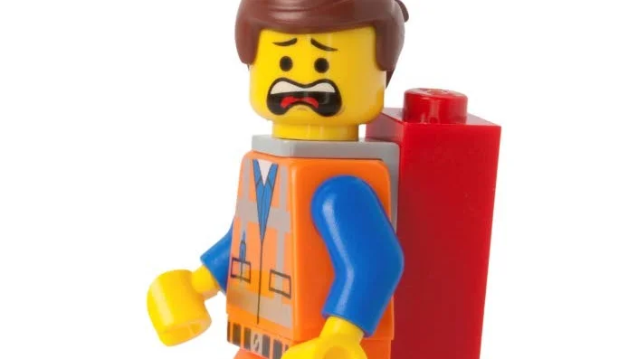 Knallar på som vanligt. Legofilmen 2 visas på fredag, bara på engelska, men gratis.
