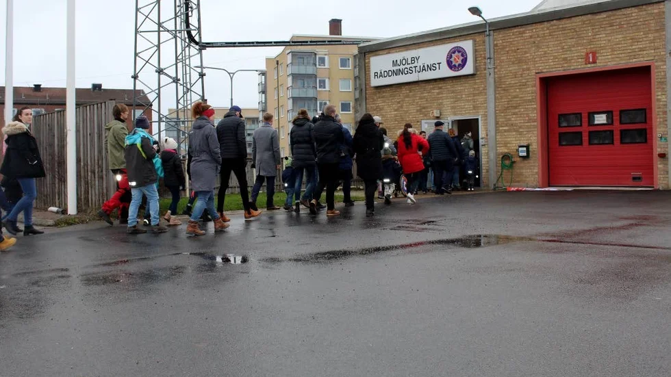 Många hade tagit sig till räddningstjänsten i Mjölby när de höll öppet hus.