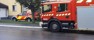BLÅLJUS: Befarad brand i lägenhetshus i Vimmerby