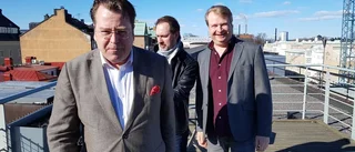 De vill hylla hela Hasse Alfredson