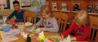 Full fart på biblioteket för barnen