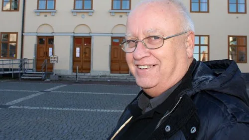 Hur ska du fira? "Jag har inte hunnit tänka så mycket på det, men jag får väl fira med sambon på något sätt", säger Sven-Olof Nilsson, som är årets kulturstipendiepristagare i Västerviks kommun.