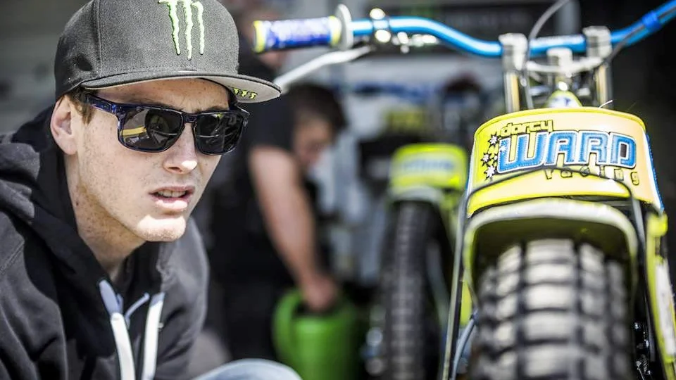 För första gången sedan kraschen återvänder Darcy Ward till Europa för att se en GP-tävling. 13 augusti gästar han Målilla.