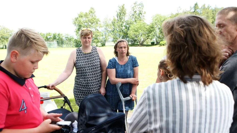 Linda Spångberg och Katarina Dahl vill tillsamans med flera andra föräldrar att barnen ska få en trygg och sammanhängande skolgång.