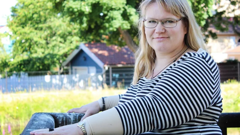 Hos de flesta personer med lipödem sätter sig svullnaden främst på underkroppen. I Angelica Rundbergs fall har det spridit sig även till överkroppen.