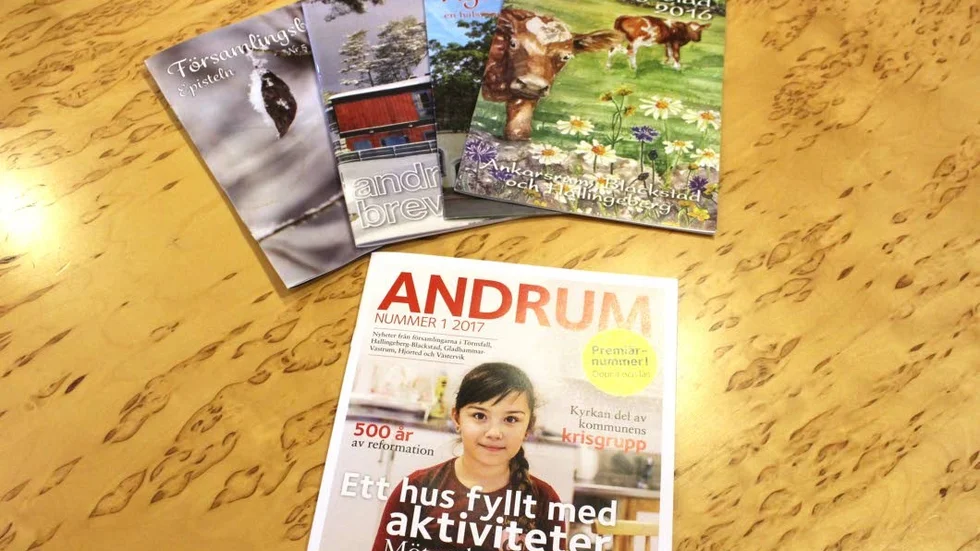 Ihop. Fyra blir en när församlingsbladen går ihop. I den nya tidningen har de fortfarande egna sidor, såväl som gemensamt material.