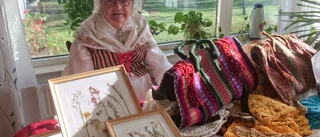 Konstnärliga Britta fyller 95