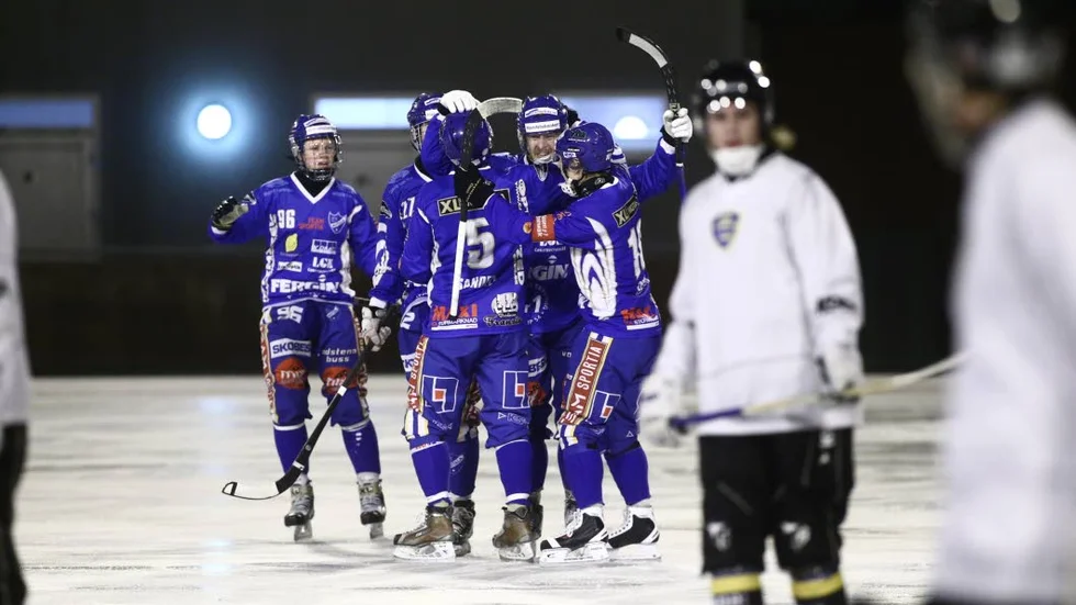 IFK Motala fick jubla sex gånger när man vann premiären mot Skirö/Nävelsjö med 6-3.