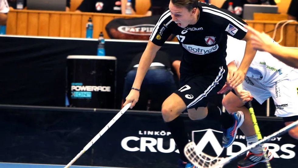 Jesper Johansson blev matchhjälte för Libk när han satte 3-2 i förlängningen mot Växjö inför 860 personer hemma i sporthallen.